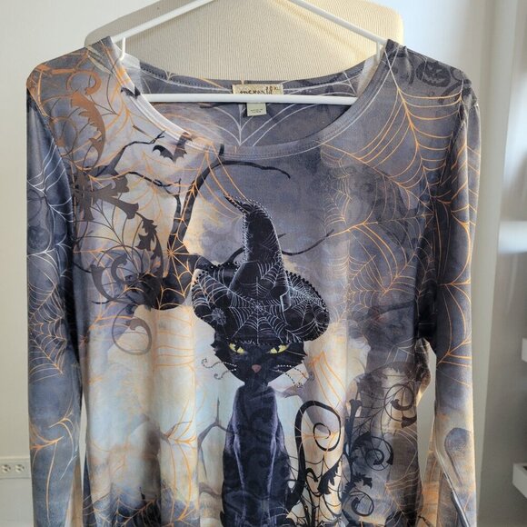 ONE WORLD Tops - One World Top Witchy Gothic Cat High Low Hem Halloween Top (Size: XL)